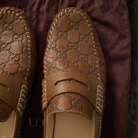 Mens Gucci loafers brown leather with G print. Size 9. Perfect condition. - Picture 5 of 6